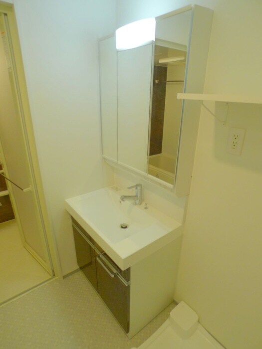 物件内観写真12　(洗面)