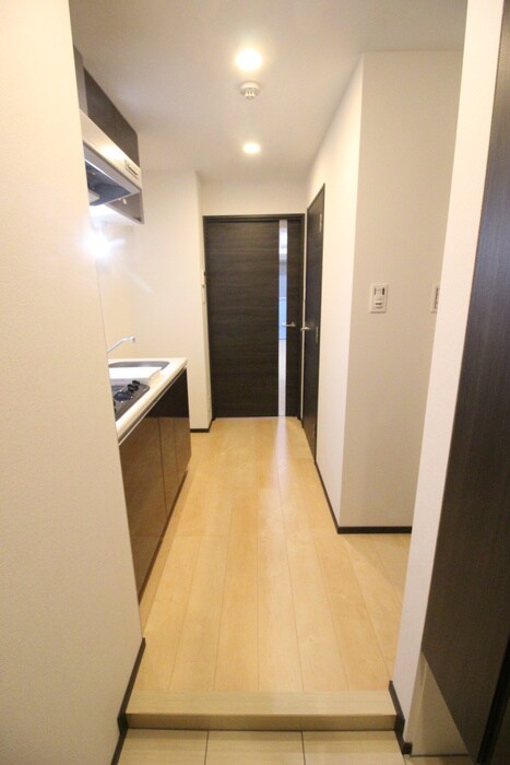 物件内観写真17　(廊下)