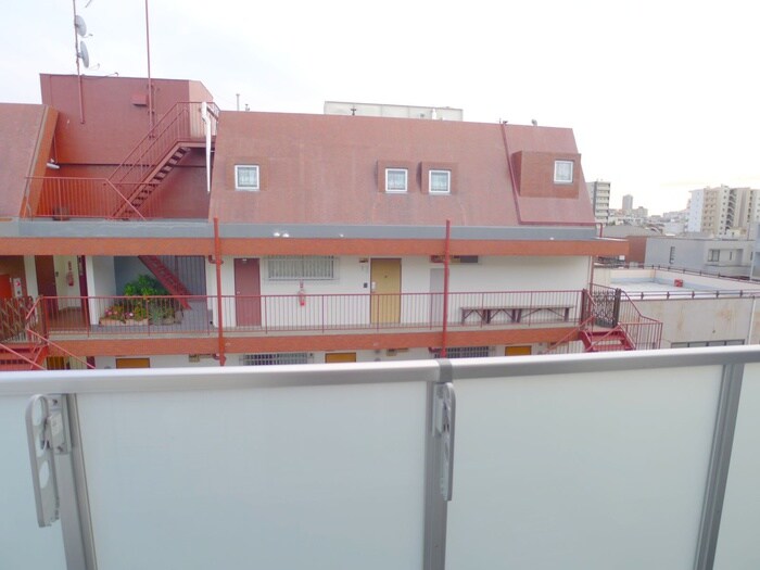 物件内観写真20　(室内からの展望)