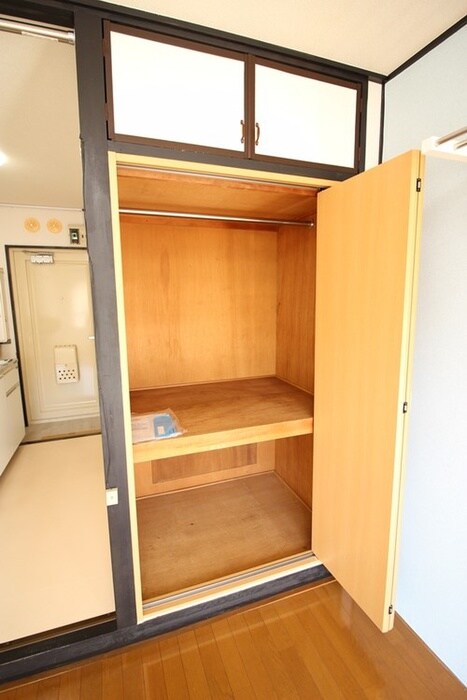 物件内観写真11　(収納)