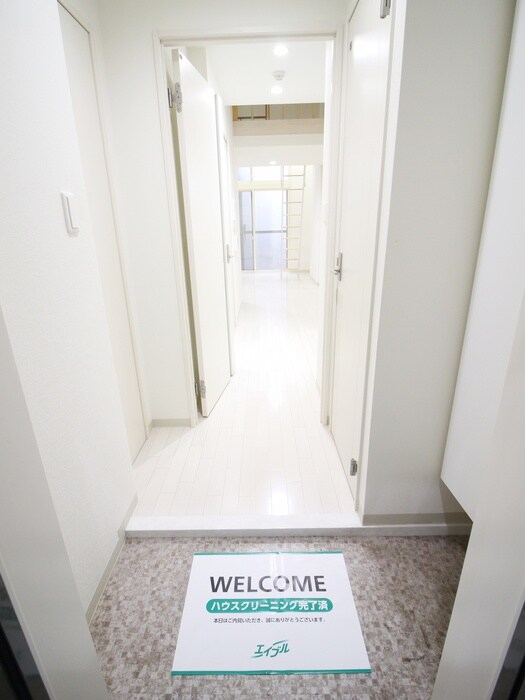 物件内観写真22　(玄関)