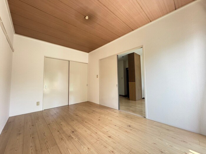 物件内観写真9　(居室)