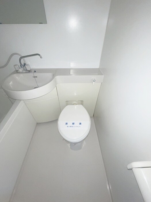 物件内観写真13　(トイレ)