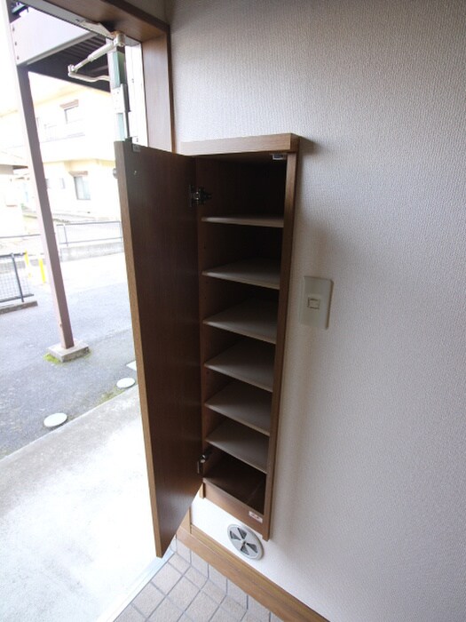 物件内観写真13　(靴箱)
