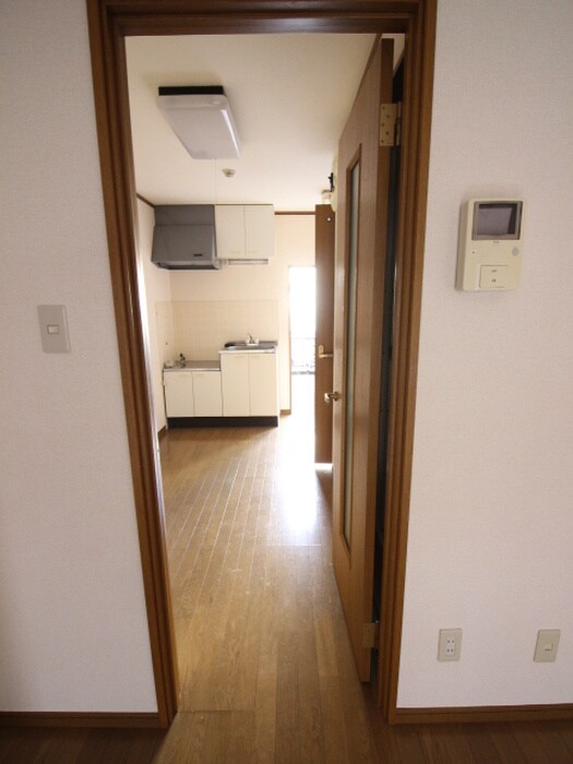 物件内観写真16　(廊下)