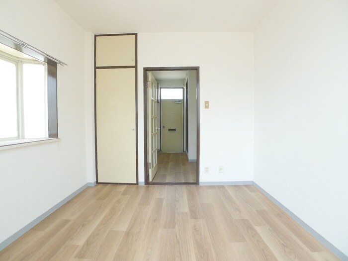 物件内観写真8　(居室)