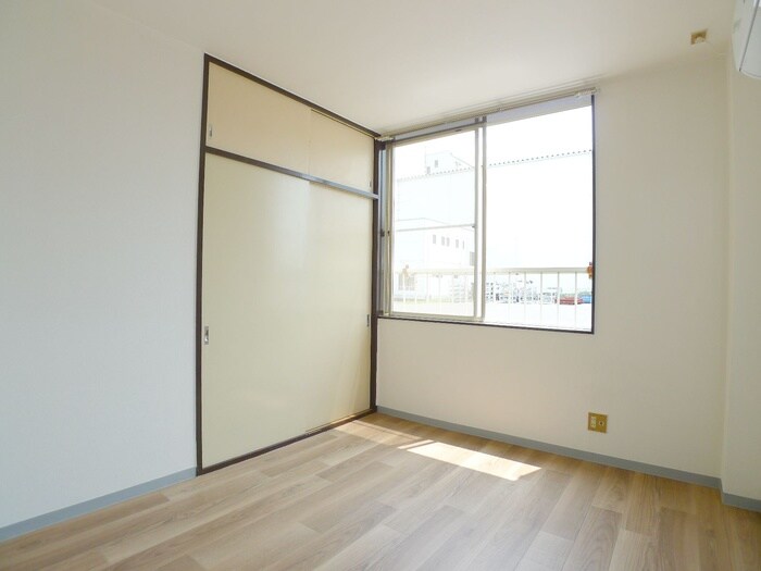 物件内観写真10　(居室)