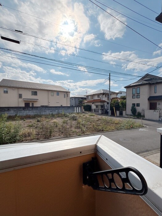 物件内観写真16　(室内からの展望)