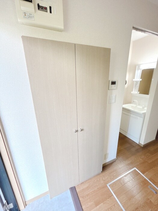 物件内観写真17　(靴箱)