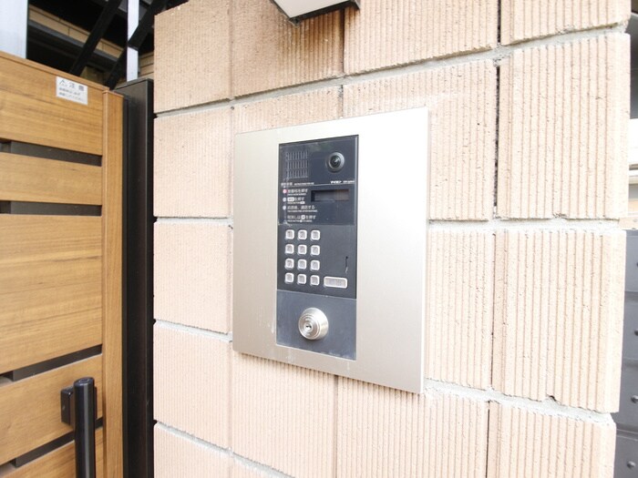 物件外観写真6　(建物設備)