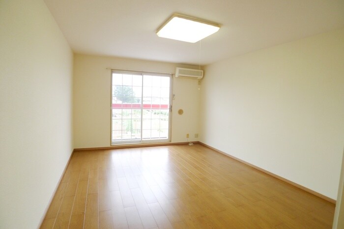 物件内観写真6　(居室)