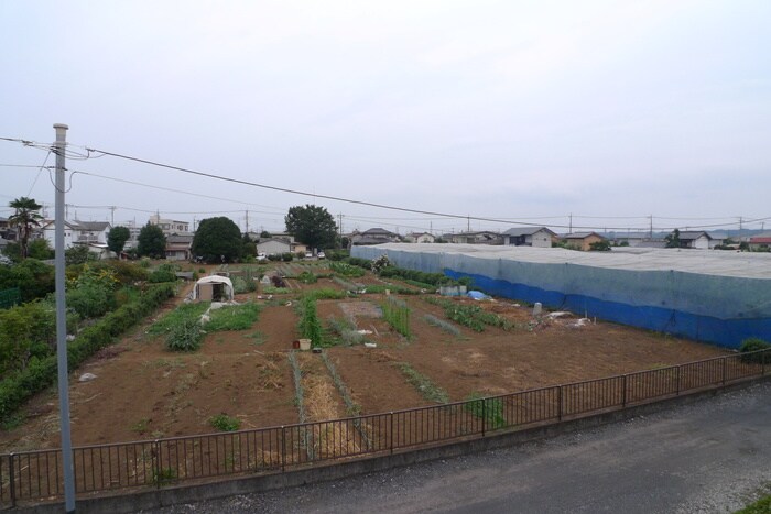 物件内観写真15　(室内からの展望)