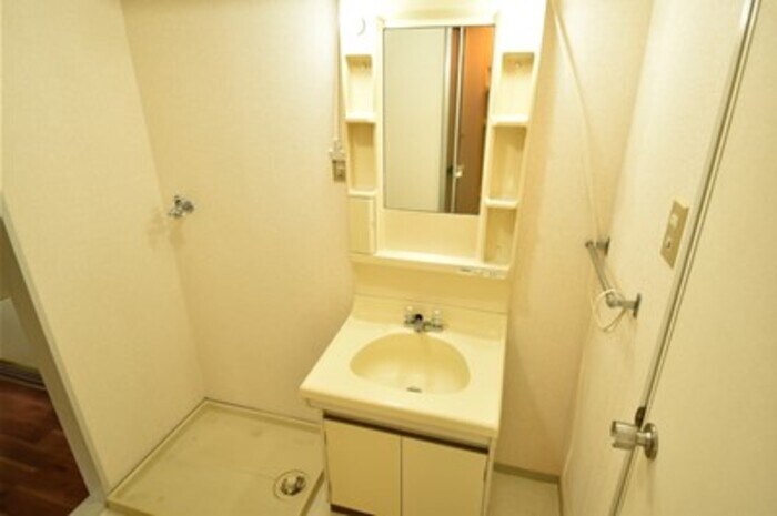 物件内観写真9　(洗面)