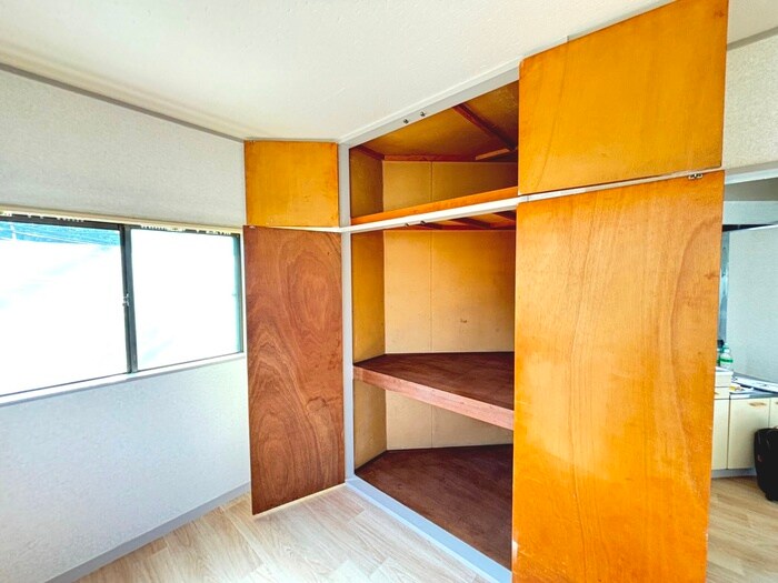 物件内観写真11　(収納)
