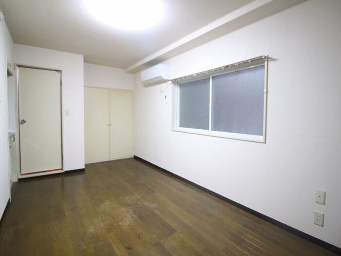 物件内観写真21　(居室)