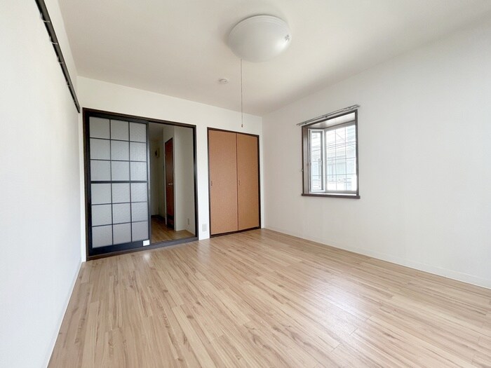 物件内観写真7　(居室)