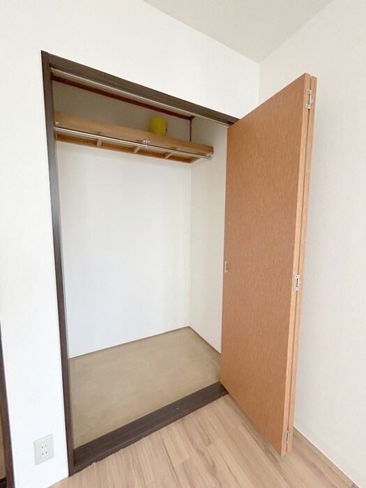 物件内観写真12　(収納)