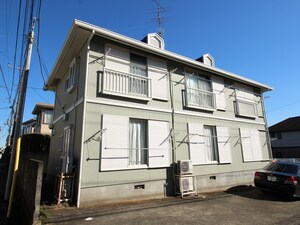 クロ－バ－ハイツ外観写真