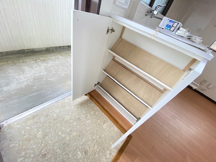 ビクトリアＫの靴箱