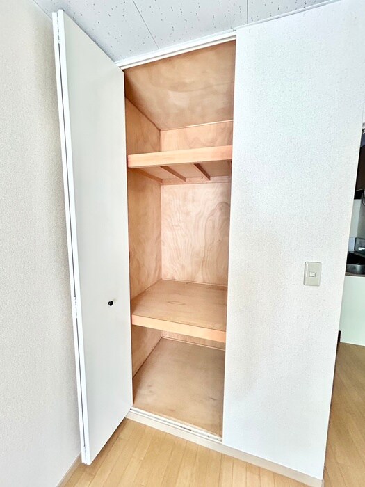 物件内観写真14　(収納)