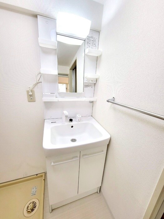 物件内観写真12　(洗面)