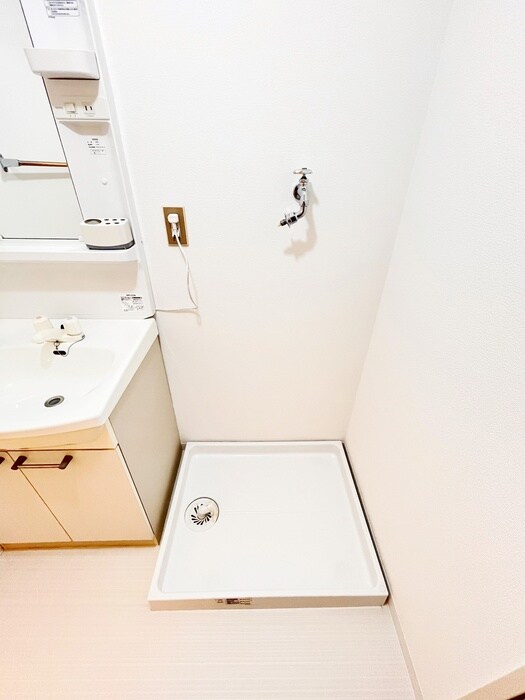 物件内観写真13　(洗濯機置場)