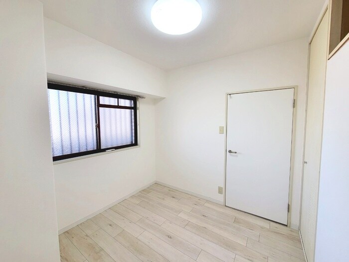 物件内観写真14　(居室)