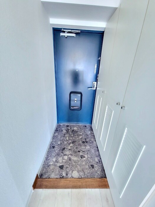 物件内観写真21　(玄関)