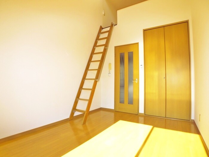 物件内観写真8　(居室)