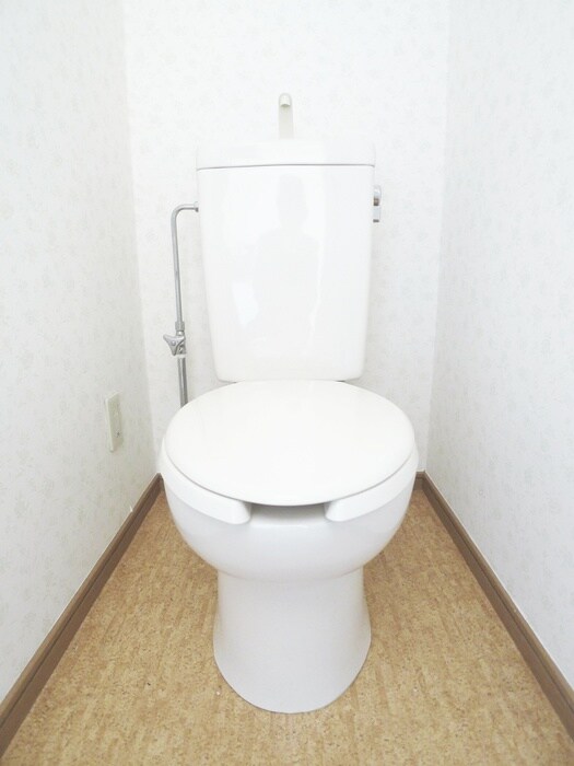 物件内観写真12　(トイレ)