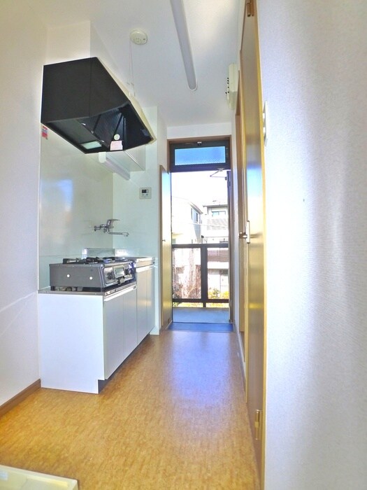 物件内観写真16　(廊下)