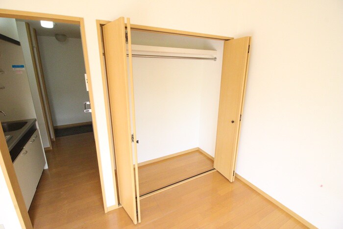 物件内観写真15　(収納)