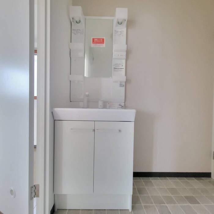 物件内観写真13　(洗面)