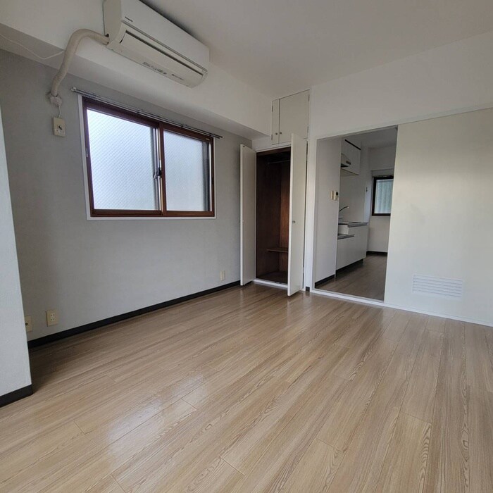 物件内観写真17　(居室)