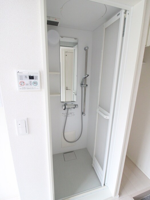 物件内観写真14　(トイレ)