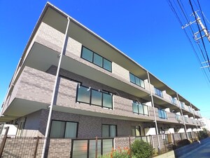 ファミール新柏外観写真