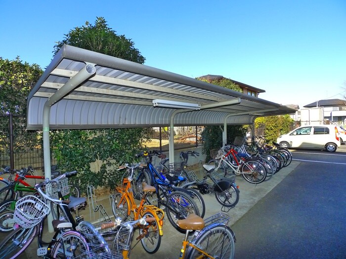 物件外観写真5　(駐輪場)