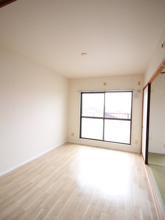物件内観写真14　(居室)