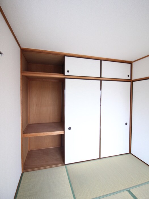 物件内観写真21　(収納)