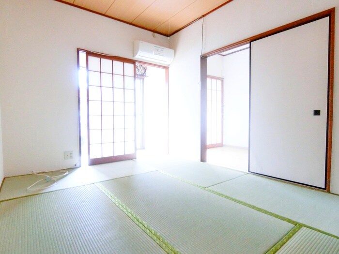 物件内観写真8　(居室)