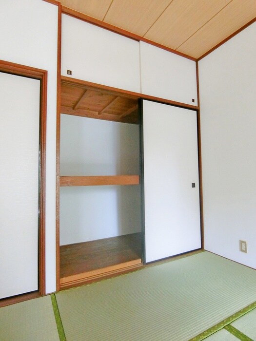 物件内観写真11　(収納)