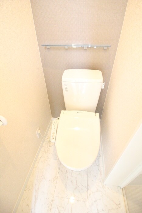 物件内観写真14　(トイレ)