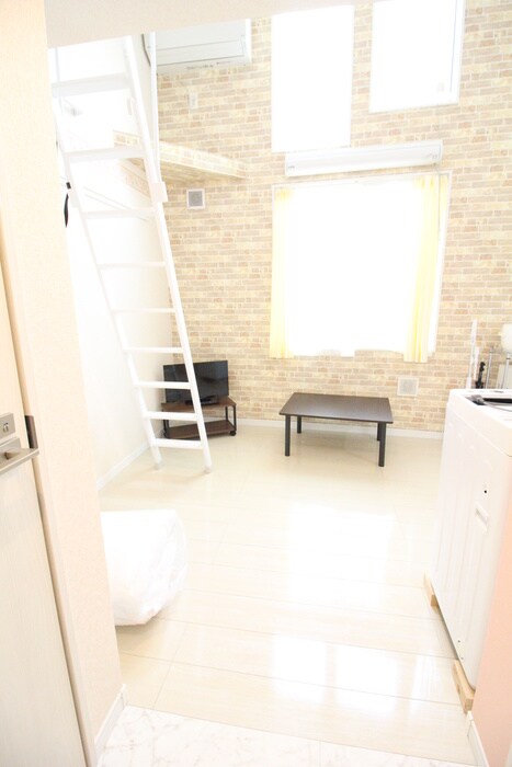 物件内観写真18　(廊下)