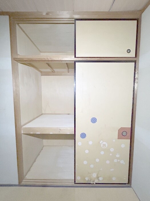 物件内観写真16　(収納)