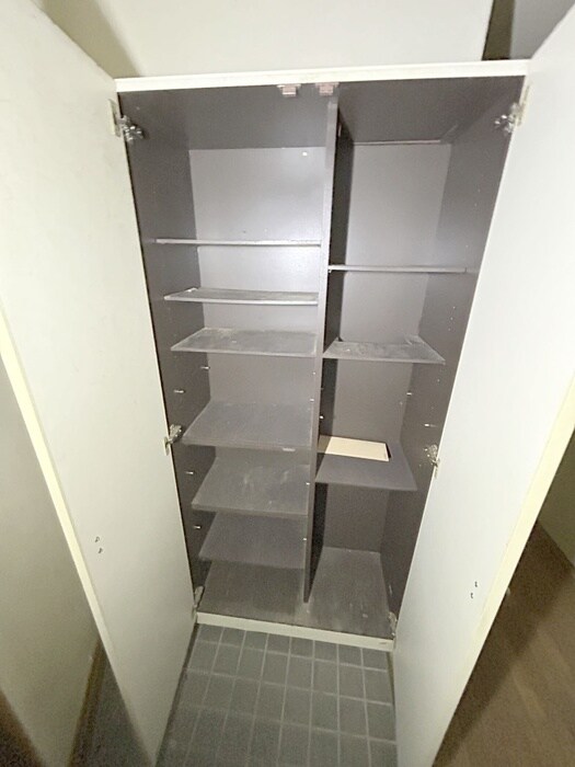 物件内観写真18　(廊下)