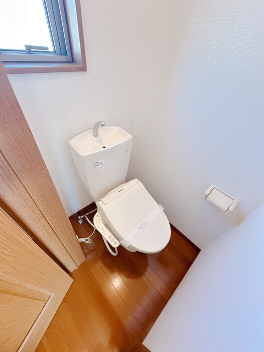 物件内観写真12　(トイレ)