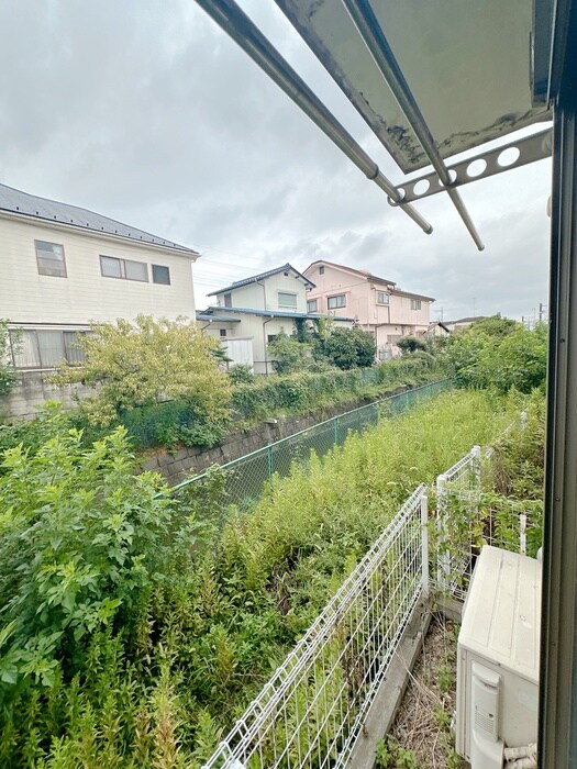 物件内観写真18　(室内からの展望)