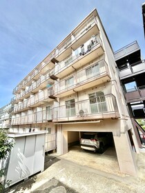 ハイツアベニュー本棟の外観写真