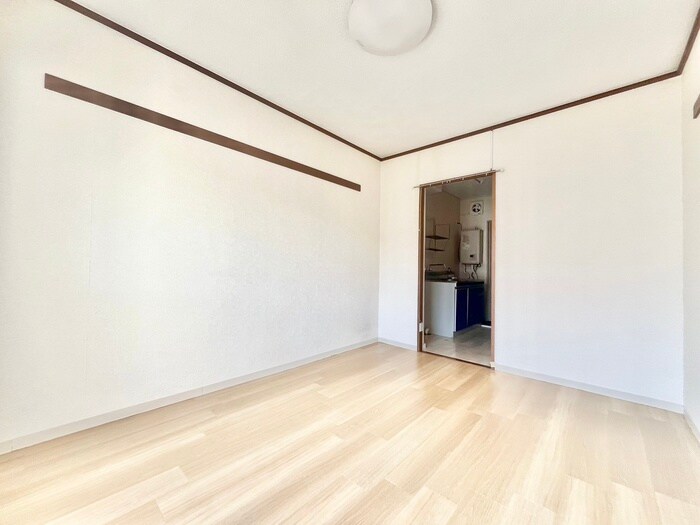 物件内観写真8　(居室)