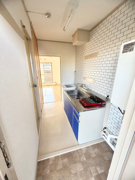 物件内観写真14　(玄関)